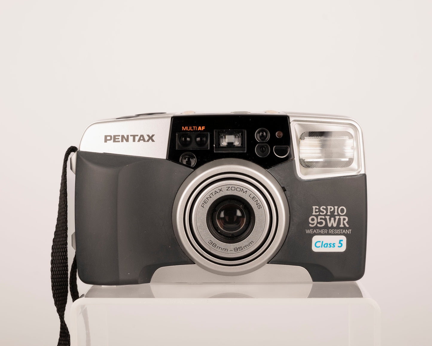 Pentax Espio 95WR 35mm camera w/ original case (serial 5690718)