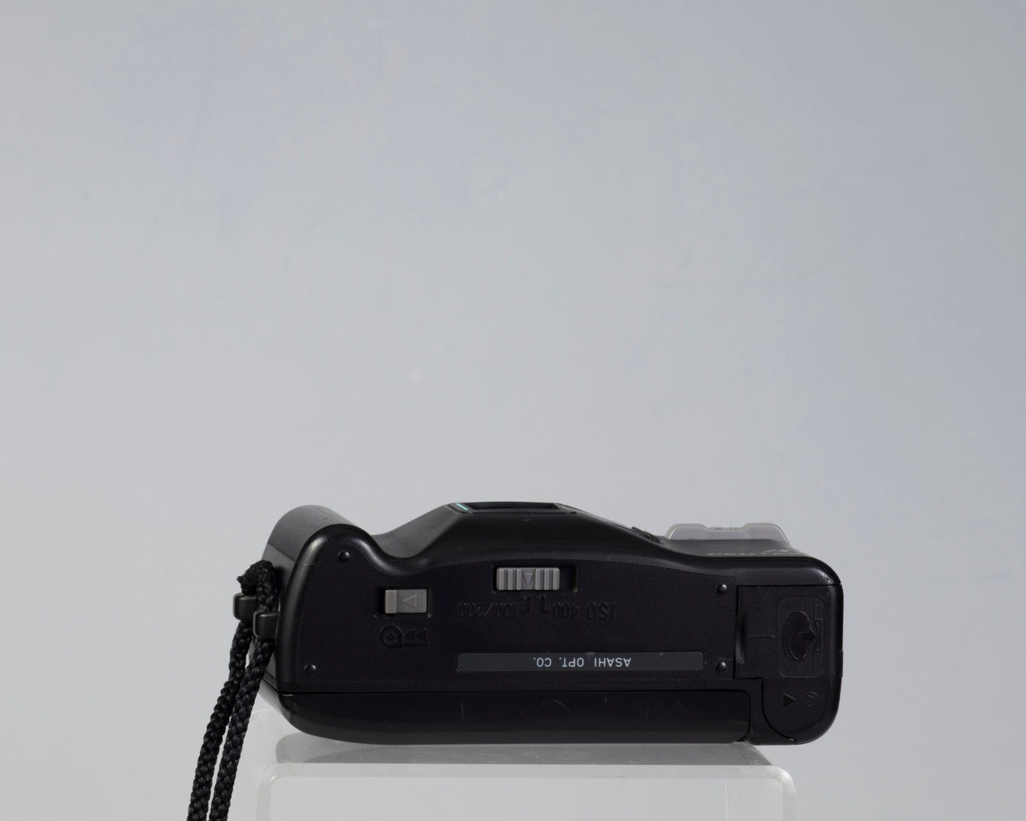 Pentax PC-303 compact 35mm camera *flash not working; otherwise OK* (serial 8251393)