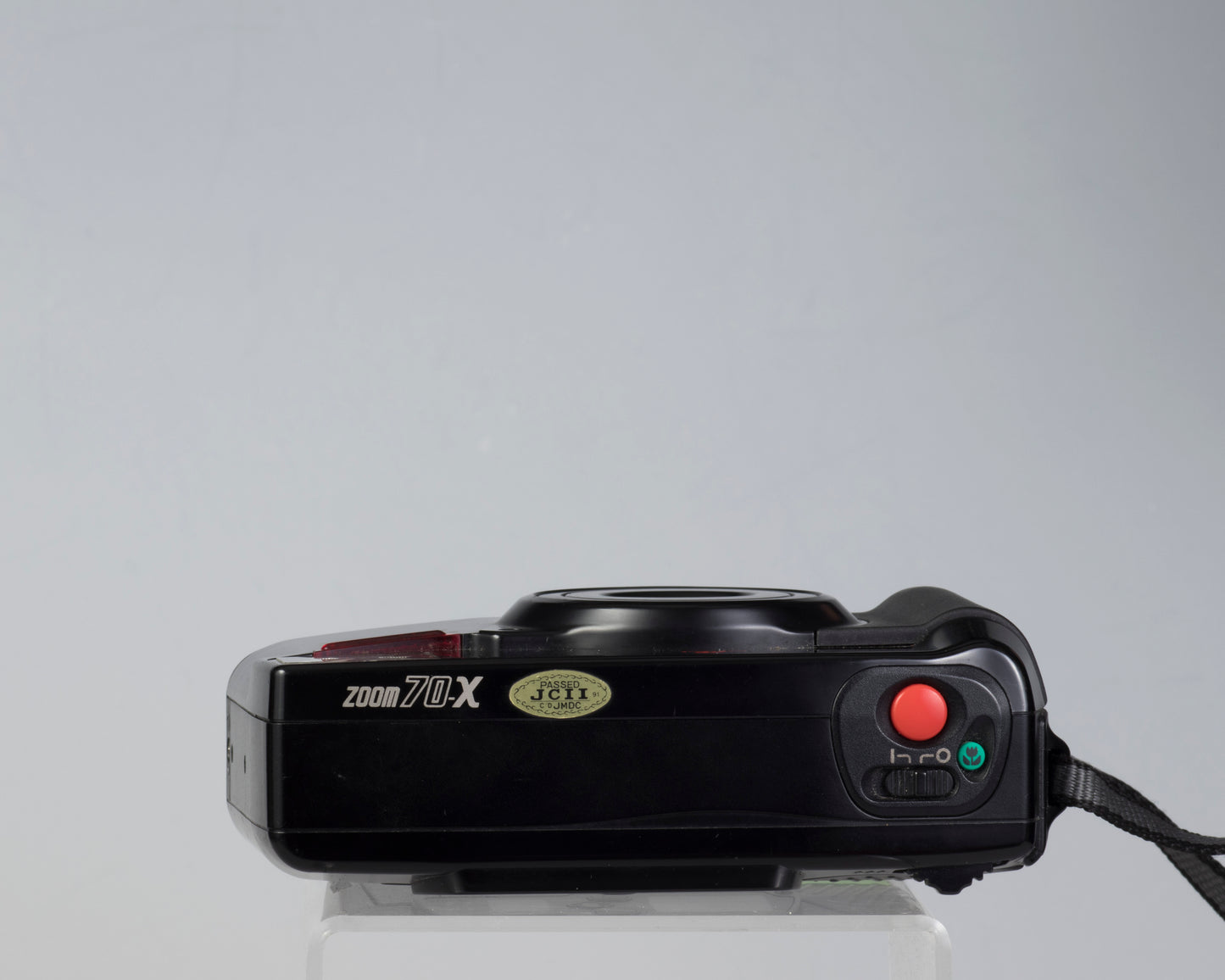 Pentax Zoom 70-X 35mm camera *LCD screen issues; otherwise works well* (serial 7813716)
