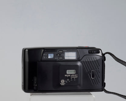 Pentax Zoom 70-X 35mm camera w/case (serial 8033387)