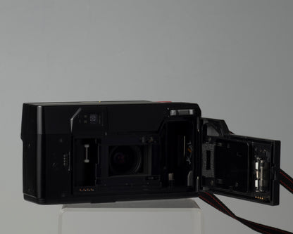 Pentax Zoom-70 Date (IQZoom) Appareil photo 35 mm avec étui (série 578125)