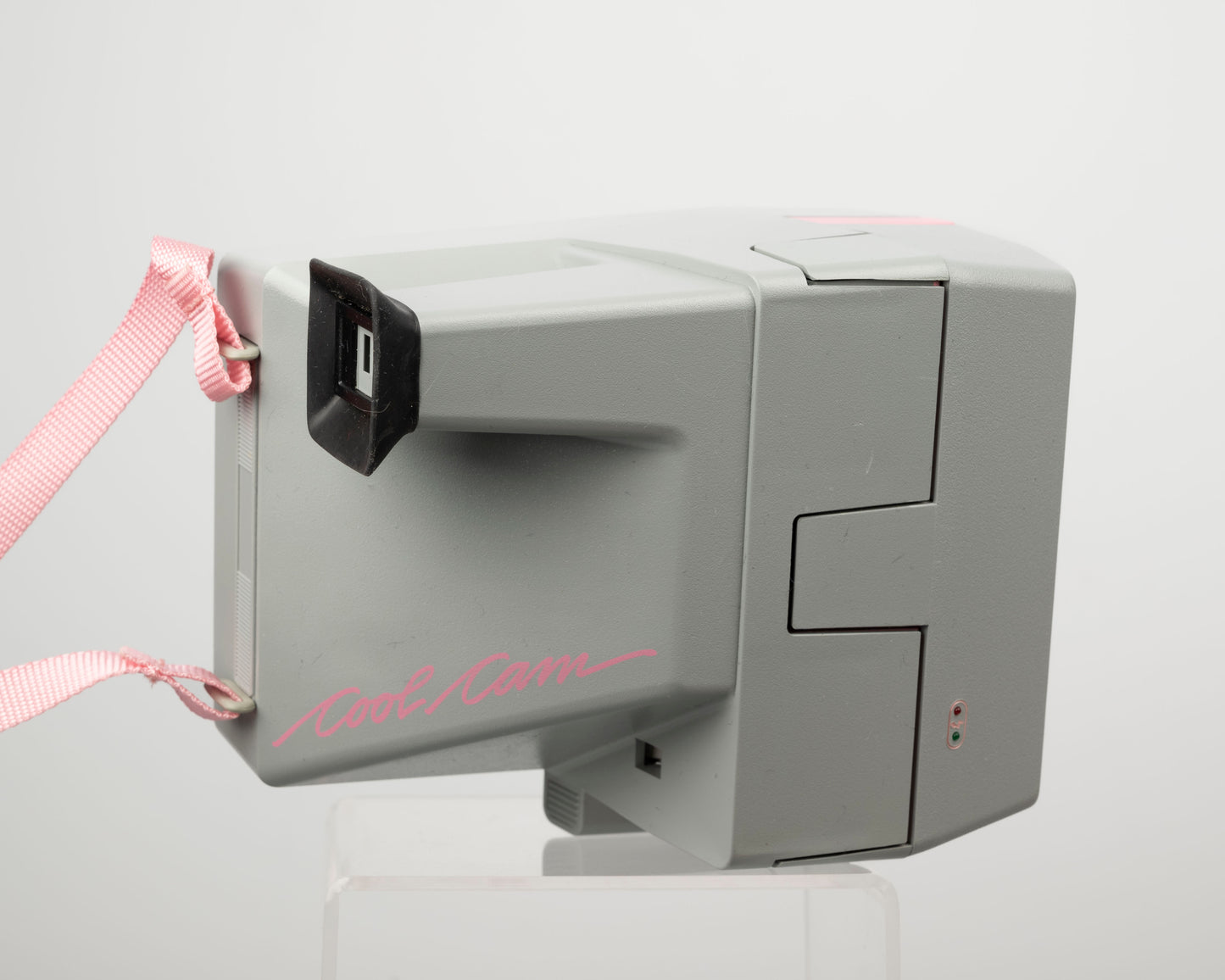 Appareil photo instantané Polaroid 600 Cool Cam gris et rose (série C8W38593)