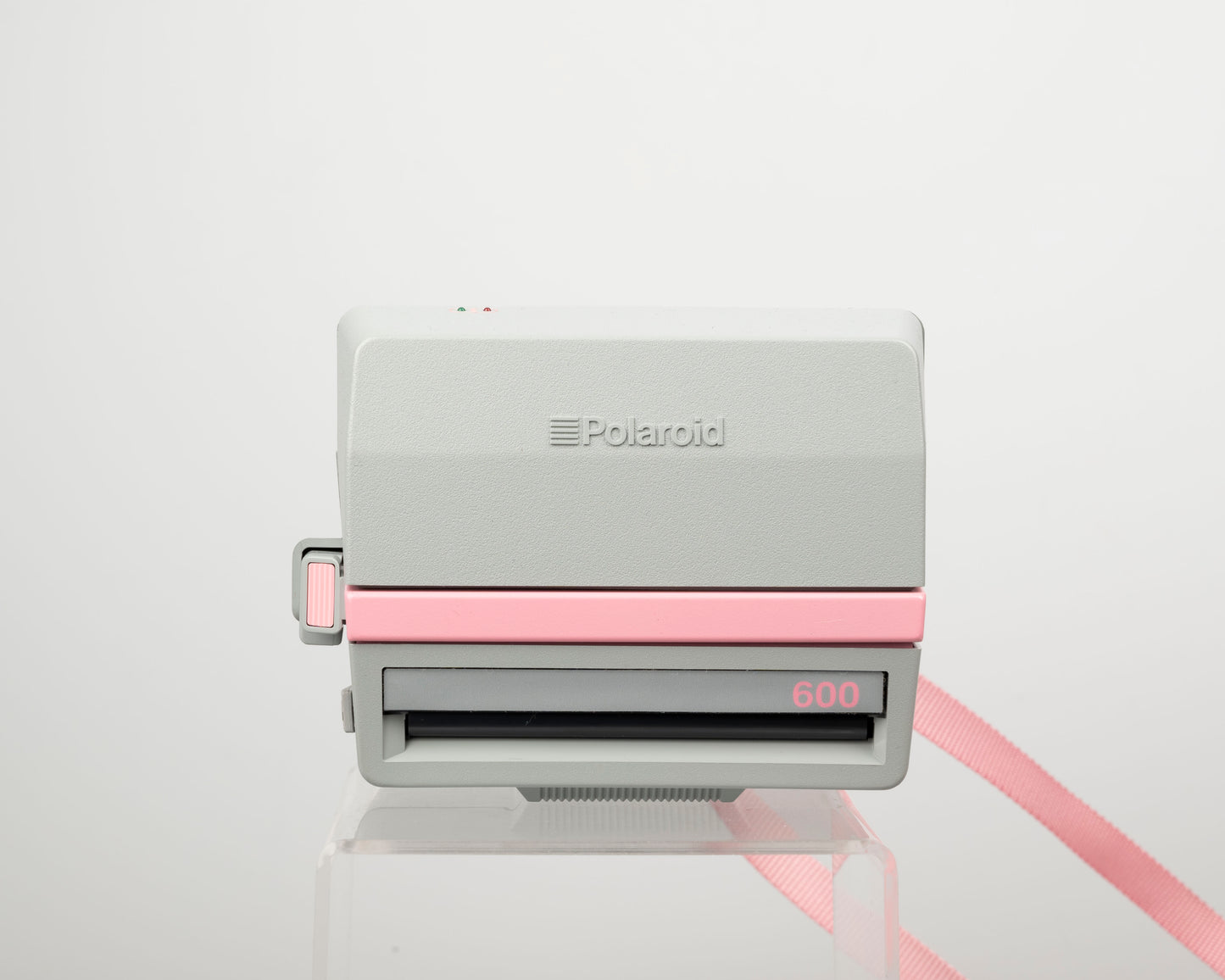 Appareil photo instantané Polaroid 600 Cool Cam gris et rose (série C8W38593)