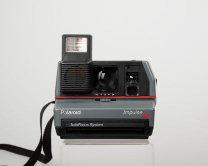 Appareil photo instantané Polaroid Impulse AF avec étui d'origine, filtre à prisme et manuel (série C4K18579YDCA)