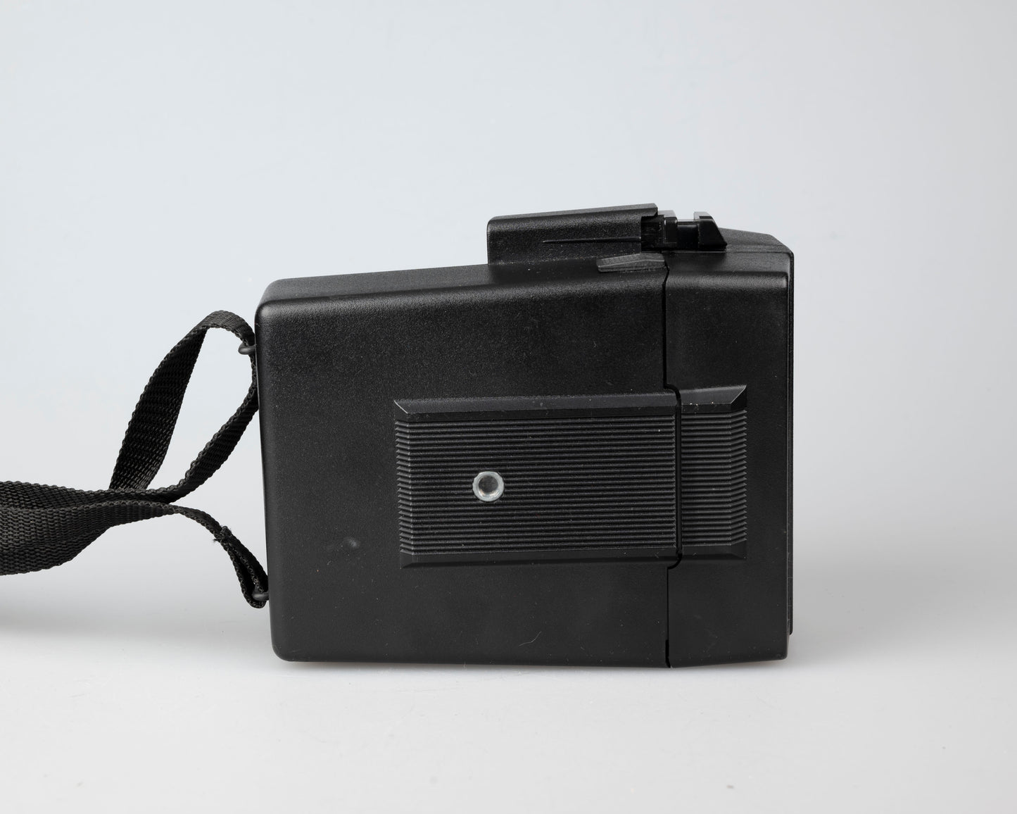Polaroid Sun 660 Autofocus instant film camera (serial E6R6069VE)