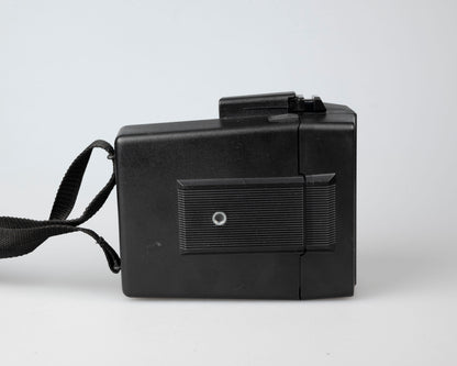 Polaroid Sun 660 Autofocus instant film camera (serial E6R6069VE)