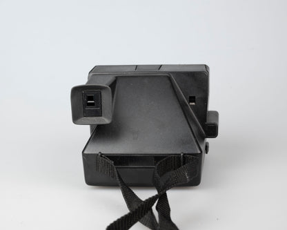 Polaroid Sun 660 Autofocus instant film camera (serial E6R6069VE)