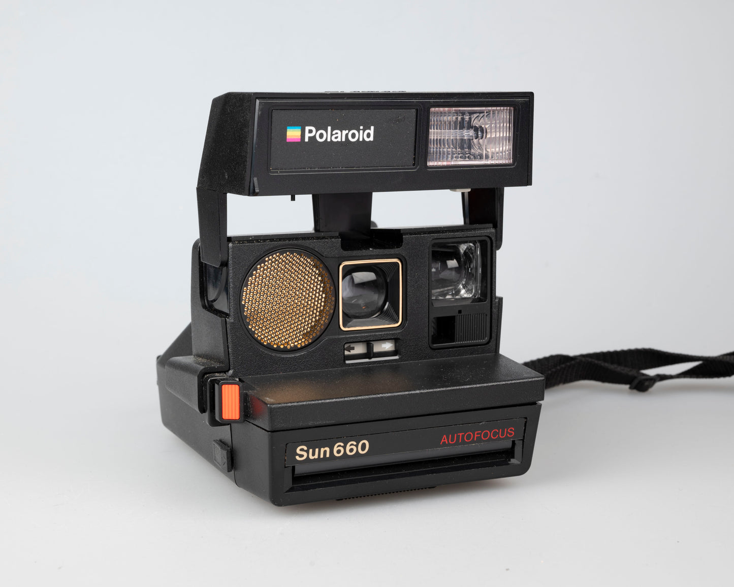 Polaroid Sun 660 Autofocus instant film camera (serial E6R6069VE)