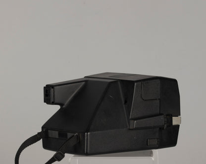 Polaroid Sun 600 LMS instant film camera (serial D3T74680NA)