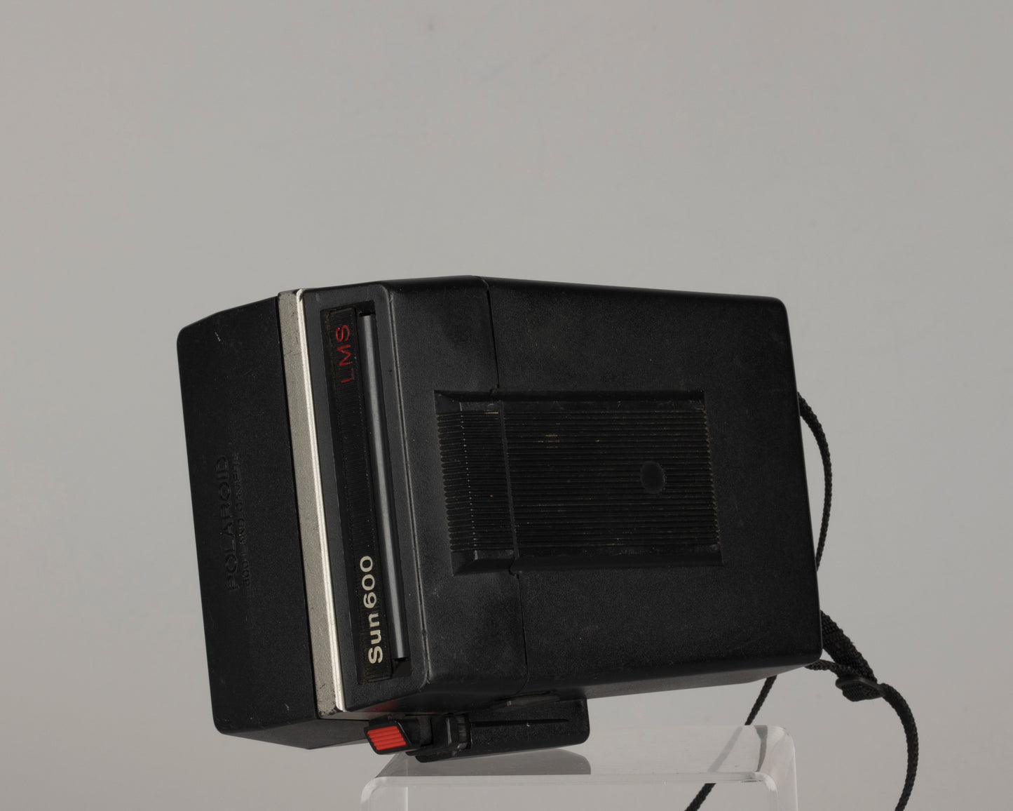 Polaroid Sun 600 LMS instant film camera (serial D3T74680NA)