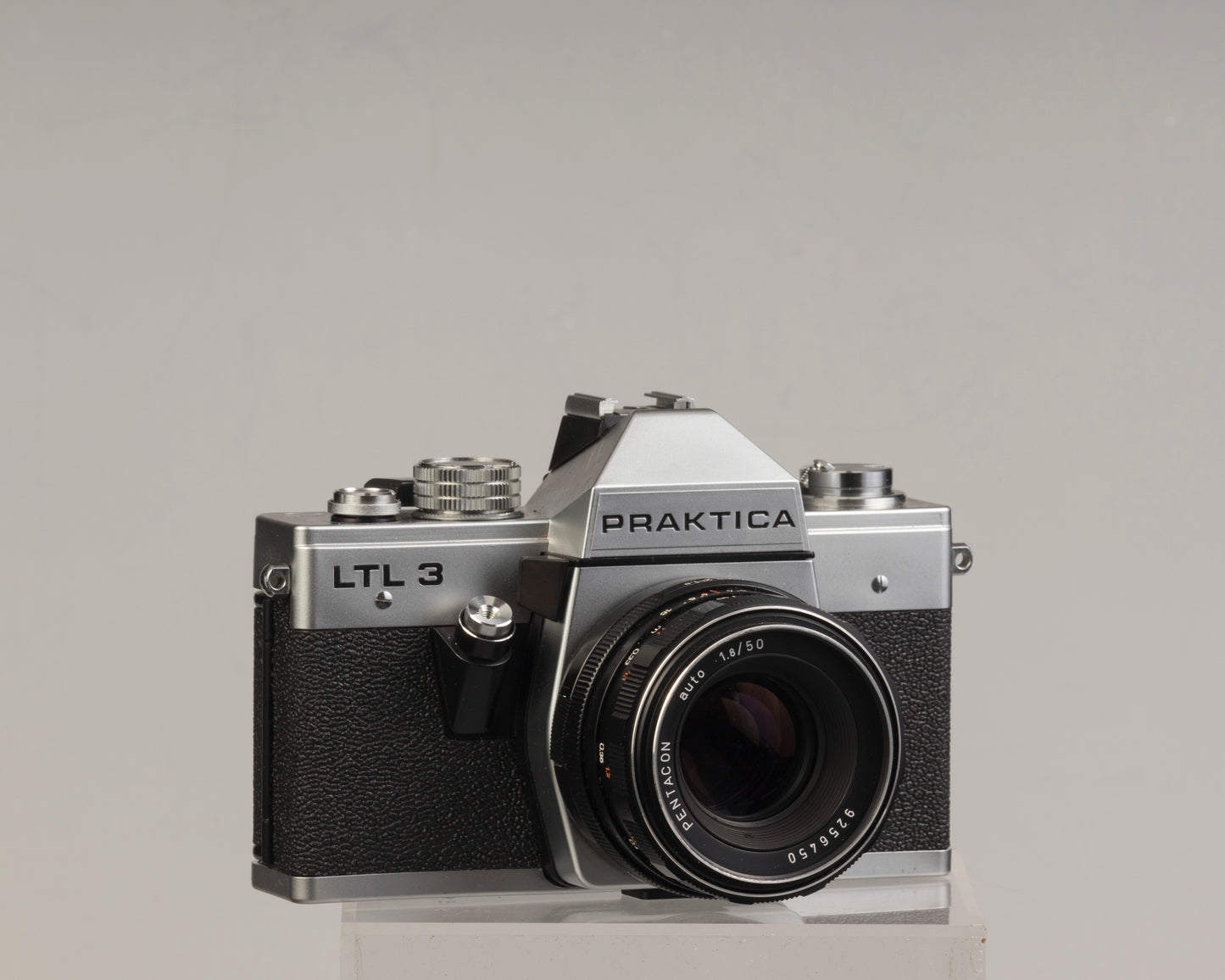Praktica LTL 3 35mm film SLR camera w/Pentacon 50mm f1.8 lens and original case