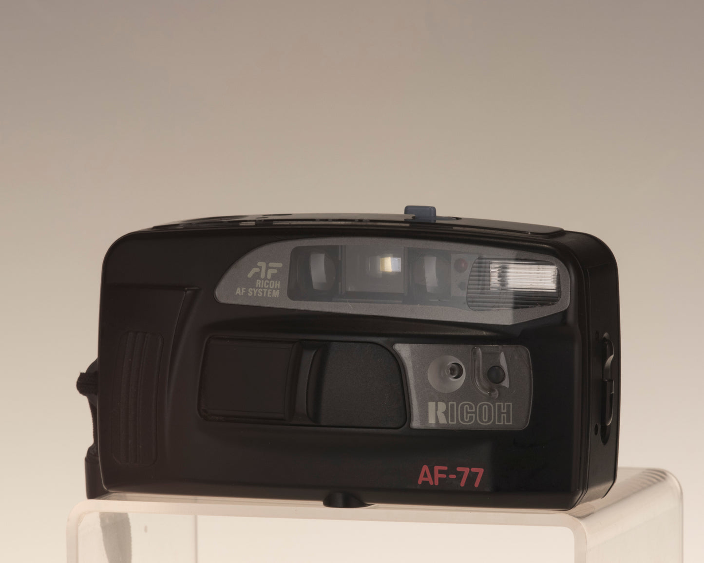 Ricoh AF-77 35mm camera