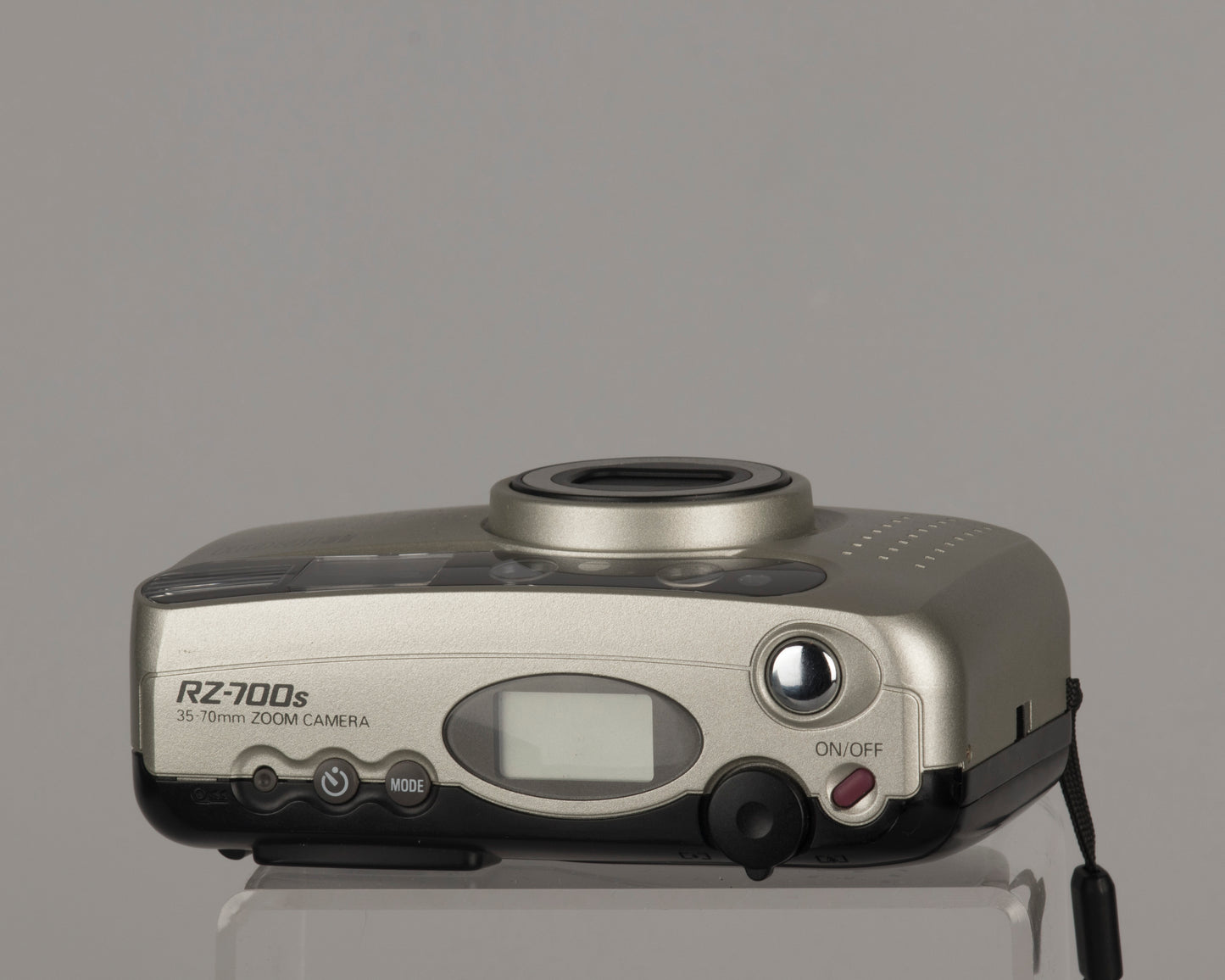 Ricoh RZ-700s 35mm camera with original box and manual