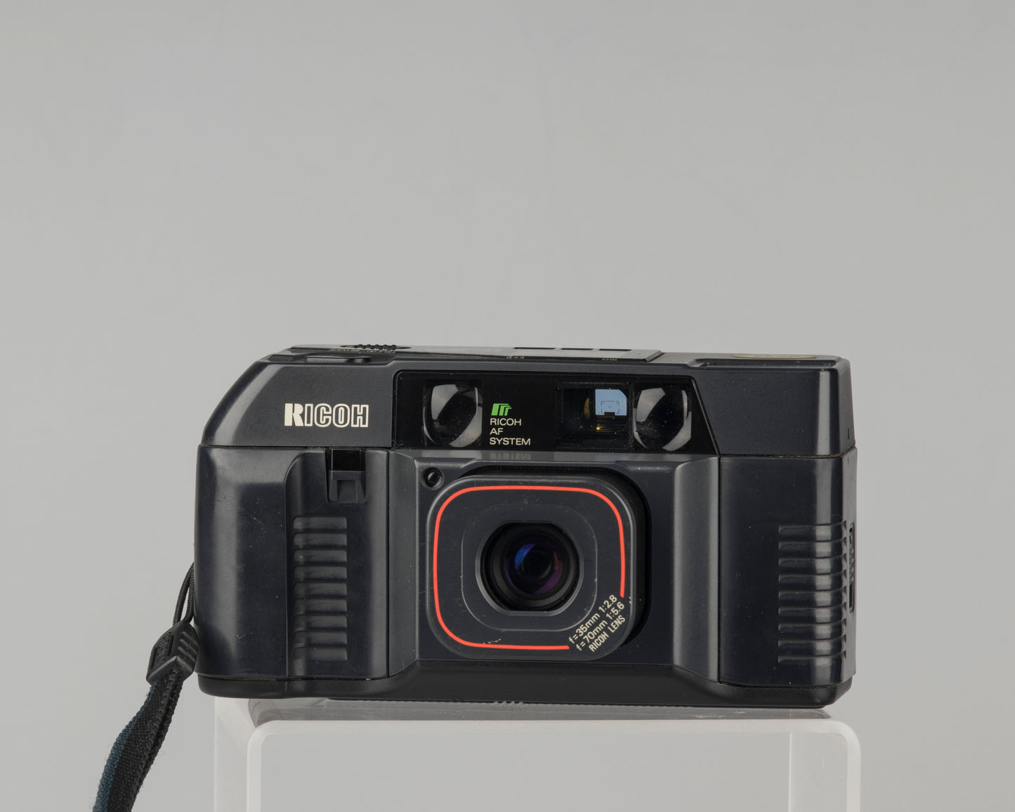 Appareil photo argentique Ricoh TF-900 35 mm