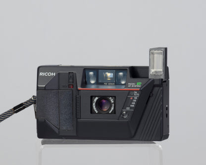 Ricoh AF-50 compact 35mm film camera w/ case (serial 90258043)