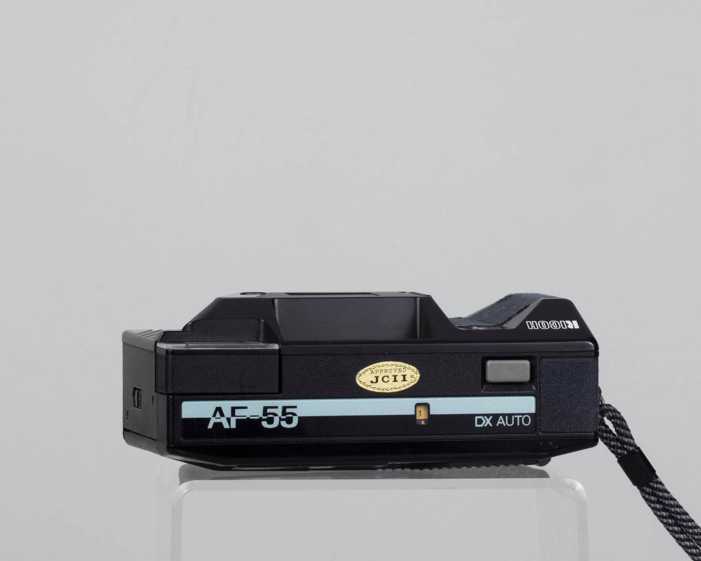 Ricoh AF-55 compact 35mm film camera w/ case (serial 29235086)