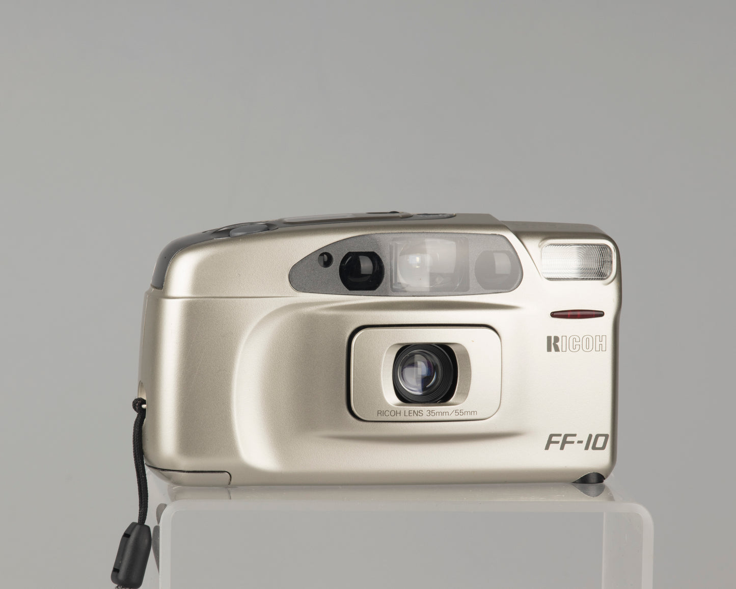 Ricoh FF-10 AF 35mm film camera (with case)