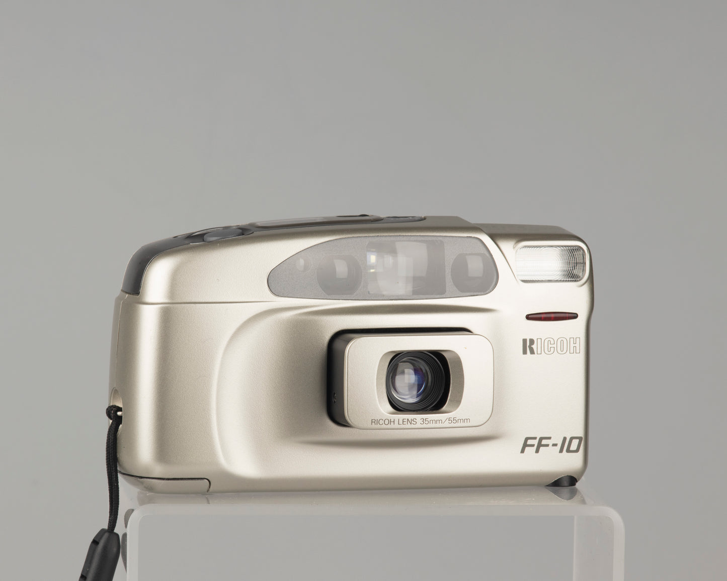 Ricoh FF-10 AF 35mm film camera (with case)