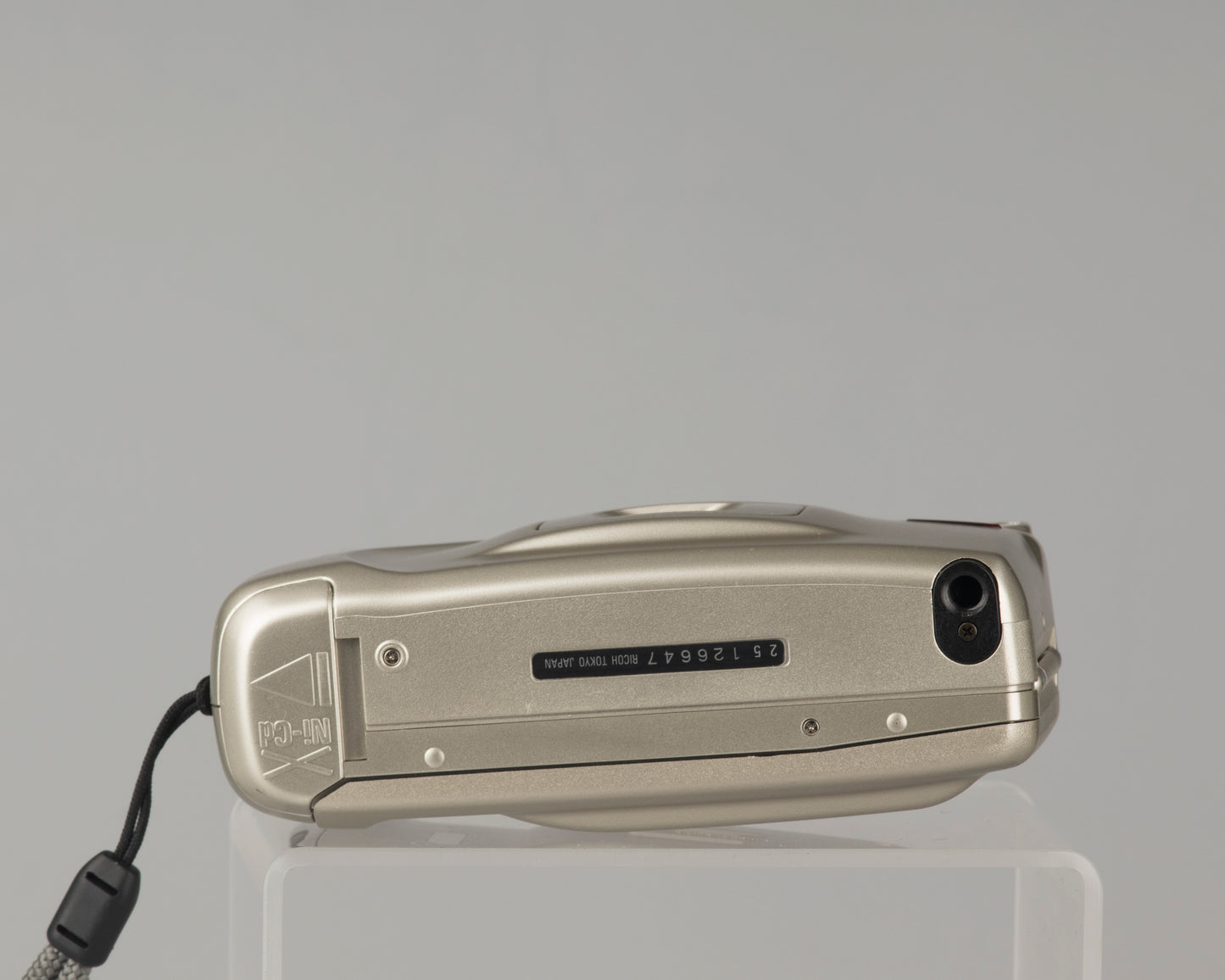 Ricoh FF-10 AF 35mm film camera (with case)