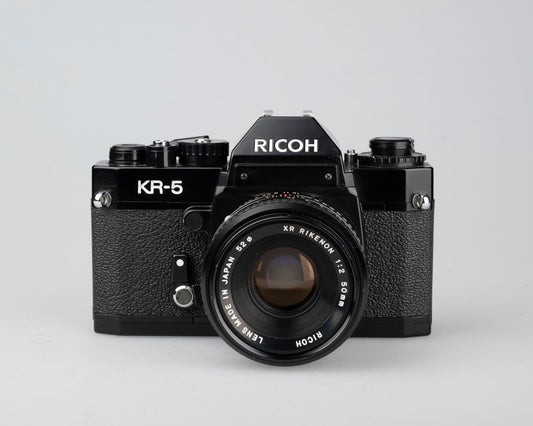 Reflex Ricoh XR-5 35 mm + objectif XR Rikenon 50 mm 1:2 (série 50344819)