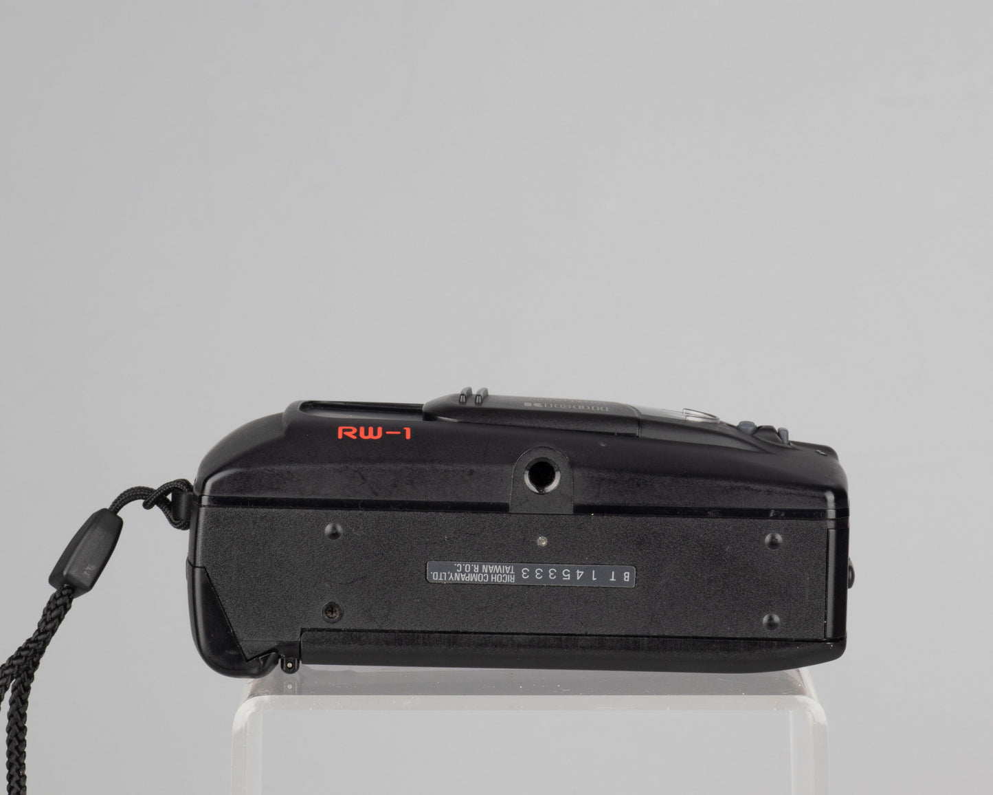 Ricoh RW-1 35mm camera (serial BT145333)