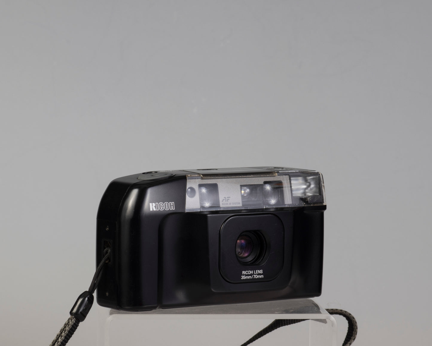 Ricoh RT-550 dual lens 35mm film camera