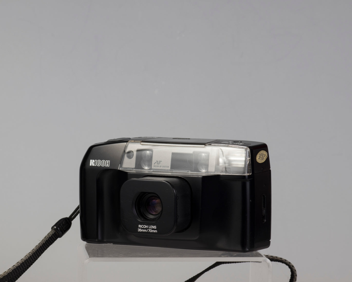 Ricoh RT-550 dual lens 35mm film camera