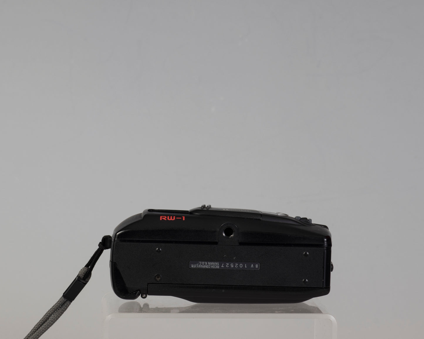 Ricoh RW-1 35mm camera