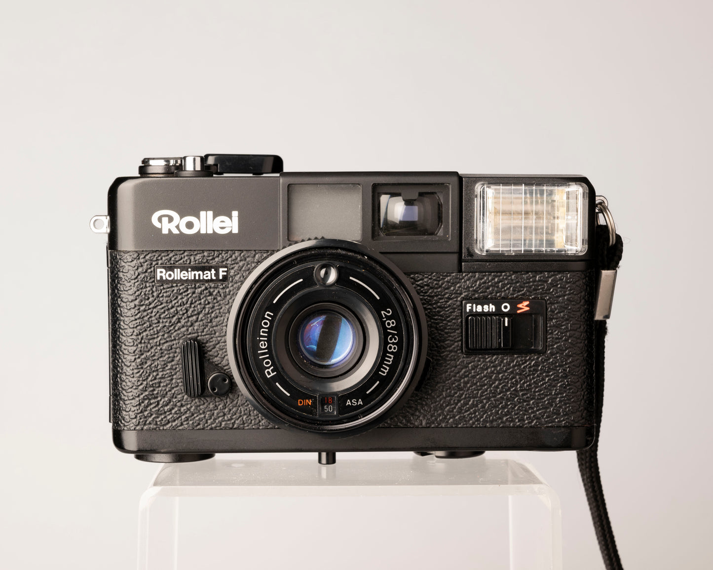 Rolleimat F 35mm zone focus camera w/ box, case, and manual