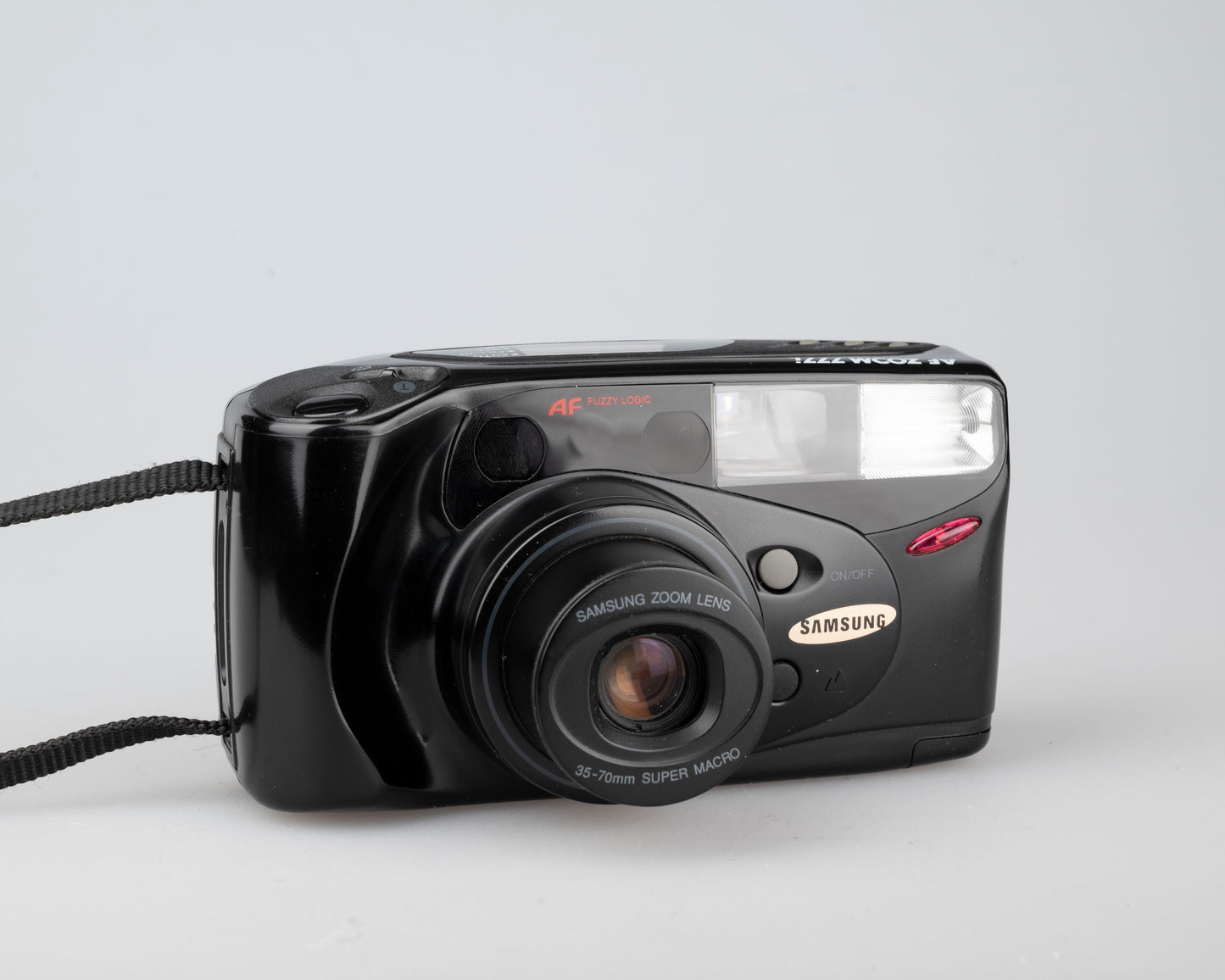 Objectif Samsung AF Zoom 777i 35 mm