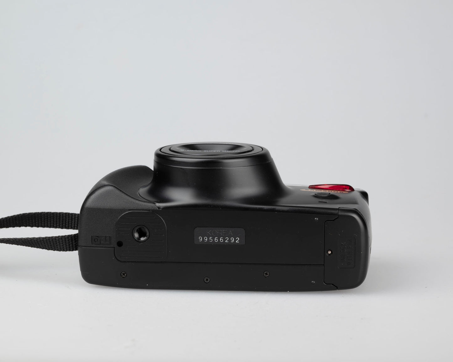 Samsung AF Zoom 1050 35mm camera w/ case (serial 99566292)