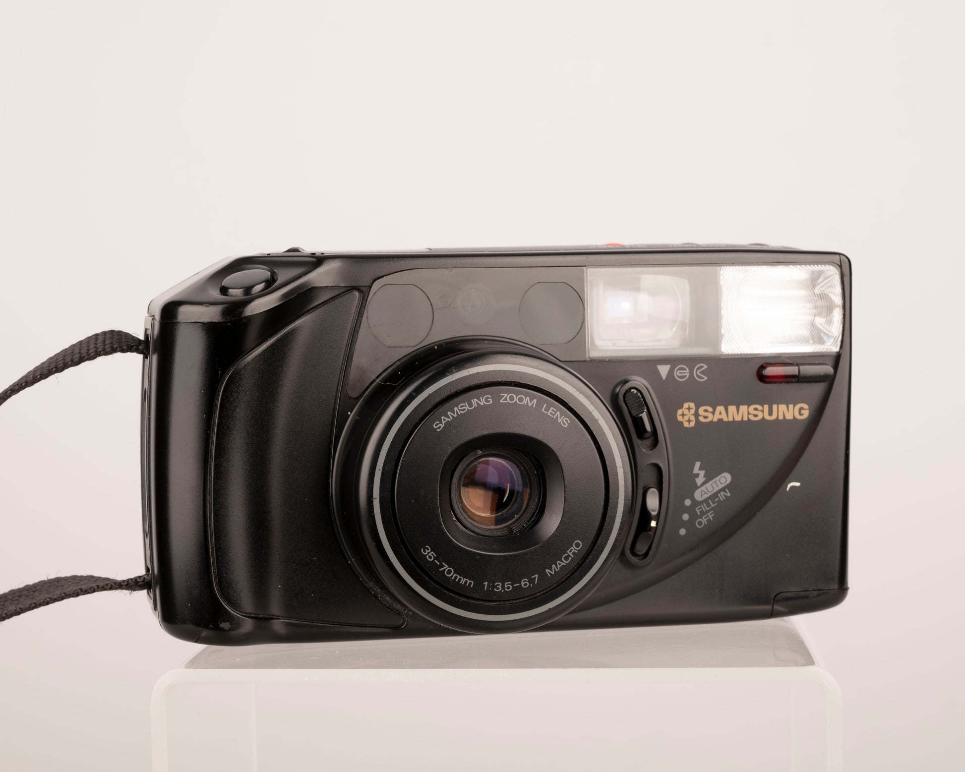 The Samsung AF Zoom 700