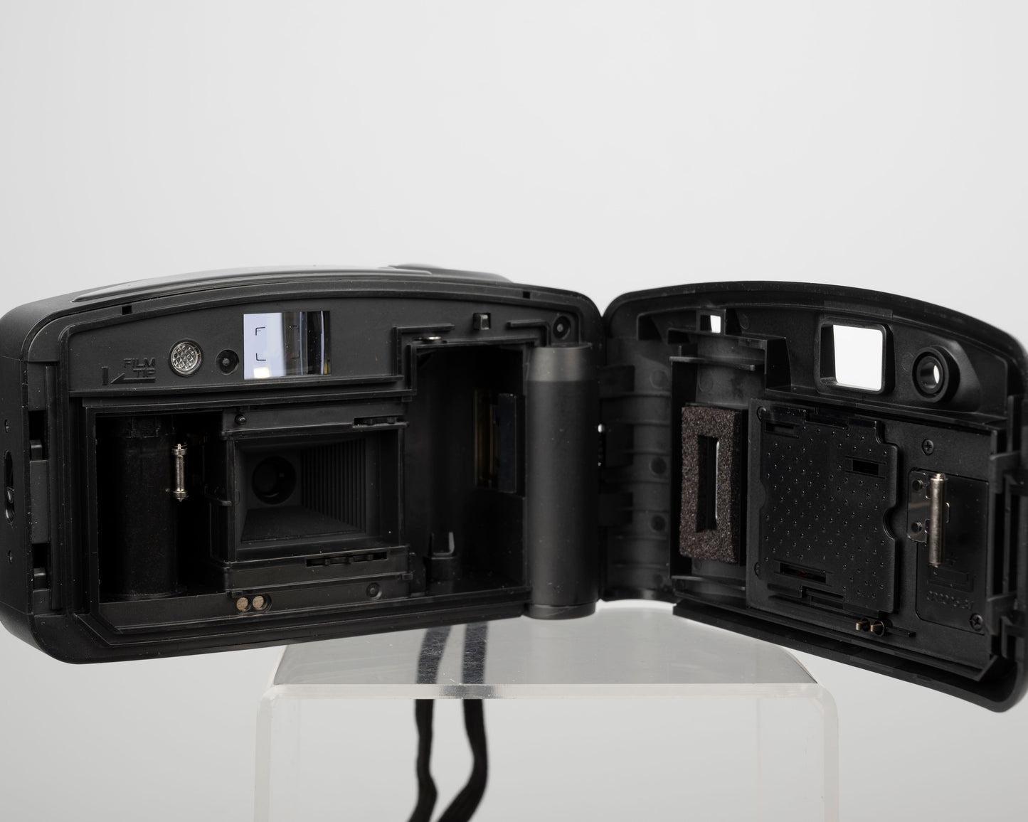 Samsung FF-222 35mm film camera w/ case and manual