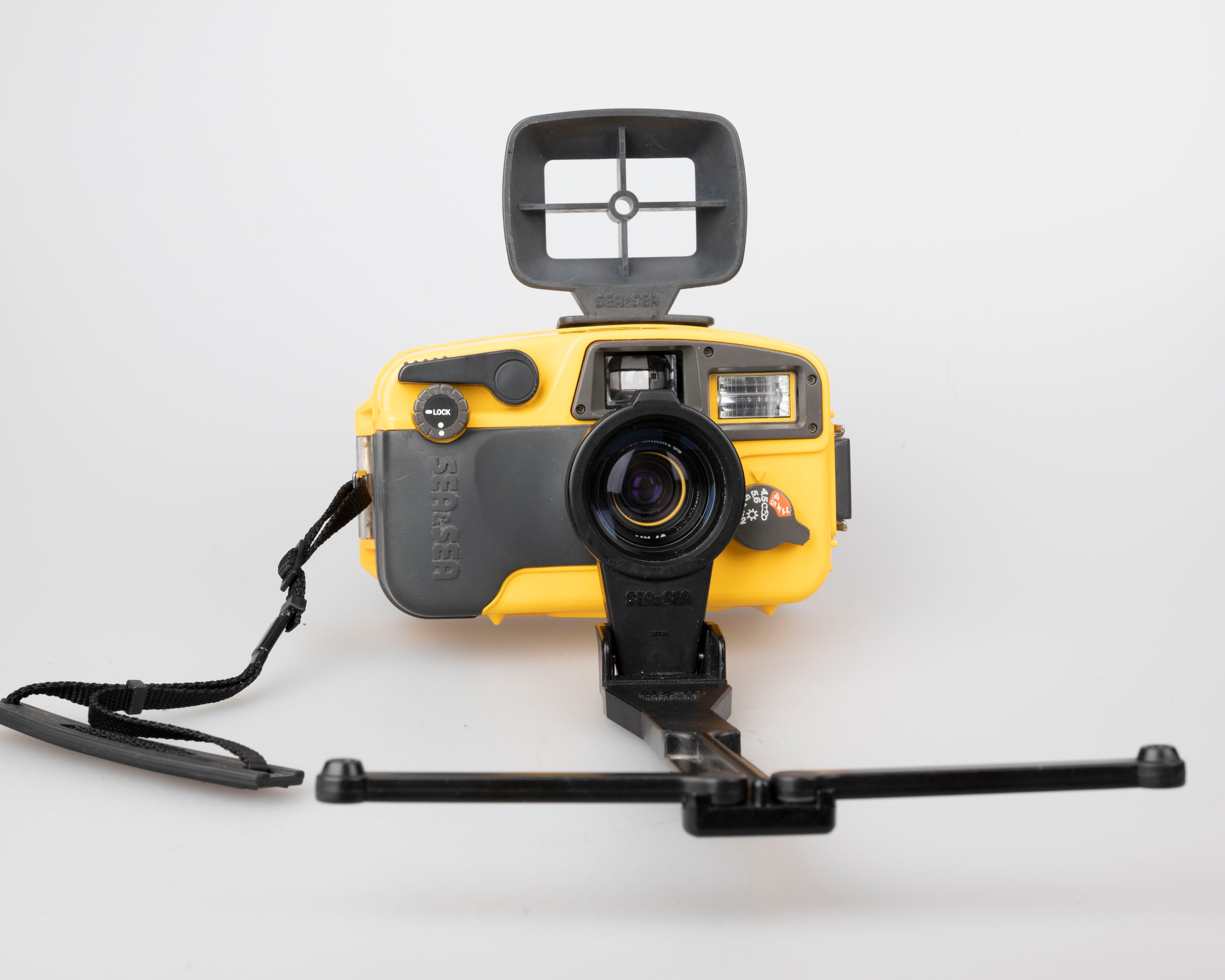 Sea & Sea MX-10 Motor Marine 35mm camera w/ YS-40A strobe + macro