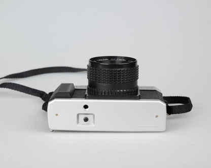 Appareil photo 35 mm sans mise au point avec objectif couleur argent LS-001 avec étui