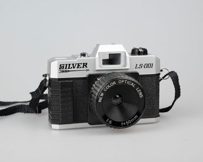 Appareil photo 35 mm sans mise au point avec objectif couleur argent LS-001 avec étui