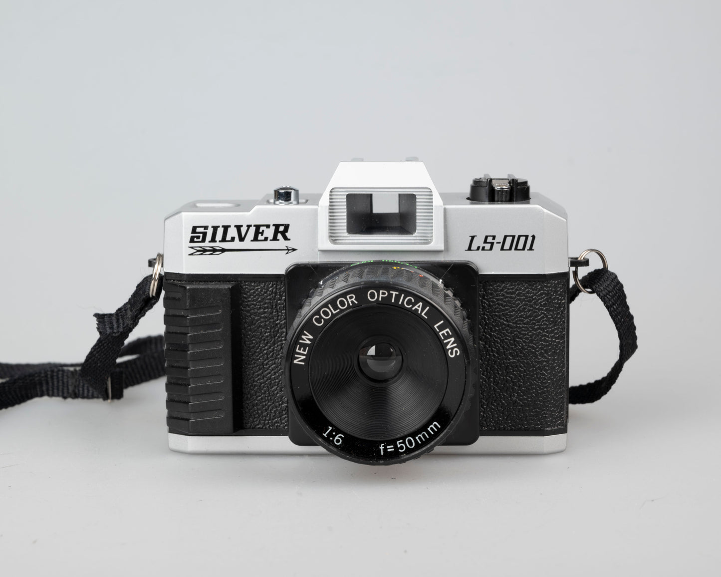 Appareil photo 35 mm sans mise au point avec objectif couleur argent LS-001 avec étui