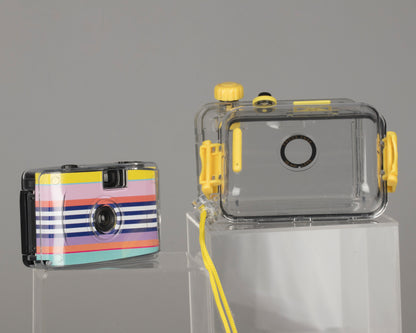 Sunnylife 35mm camera with underwater housing