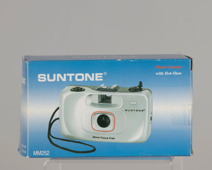 Appareil photo argentique 35 mm sans mise au point Suntone MM252 ; comprend la boîte d'origine et le manuel