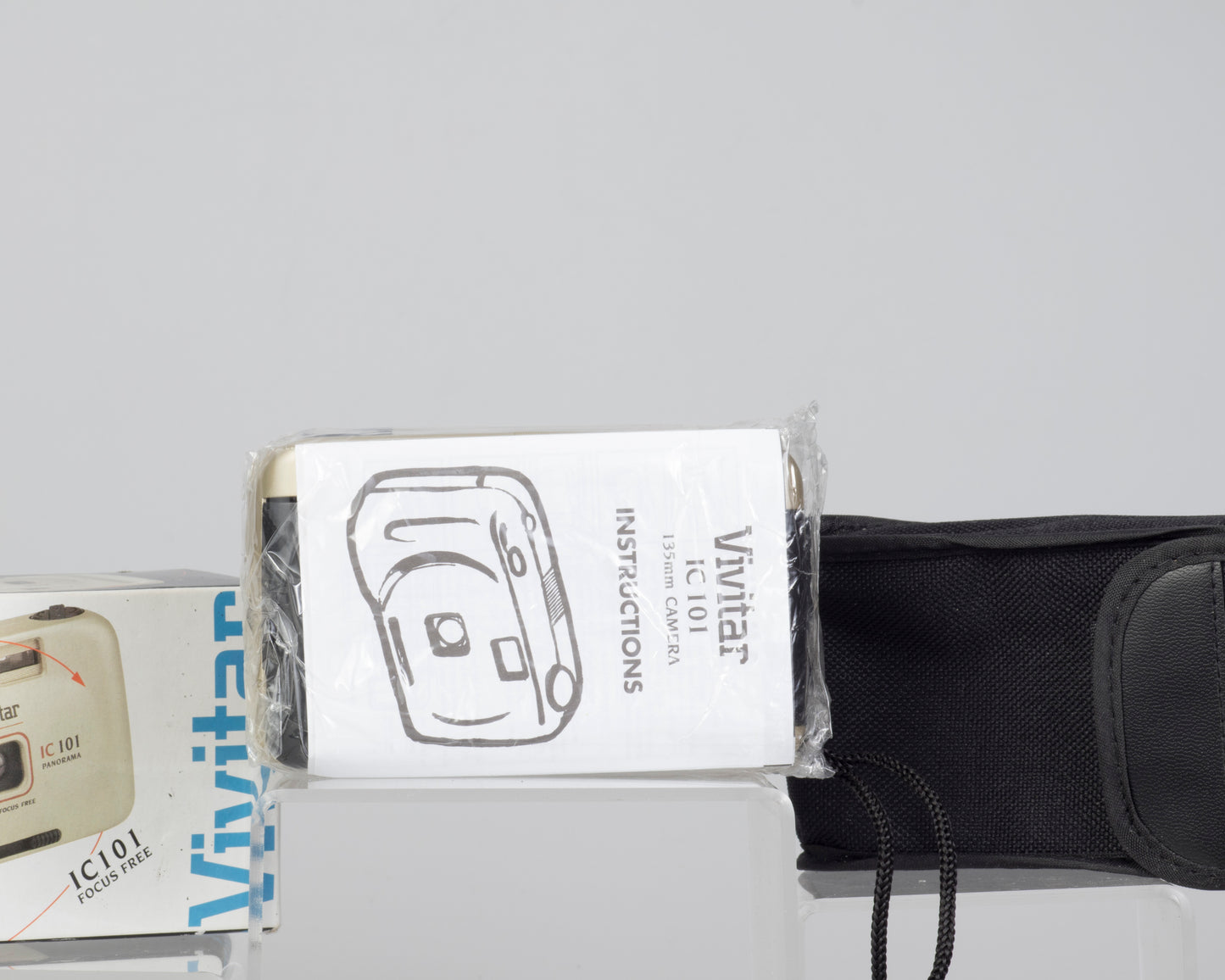 Appareil photo Vivitar IC 101 35 mm (nouveau stock ancien avec boîte, étui et manuel)
