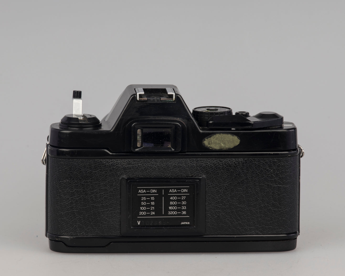 Reflex Vivitar VX-5 35 mm avec objectif Sears 135 m f2.8