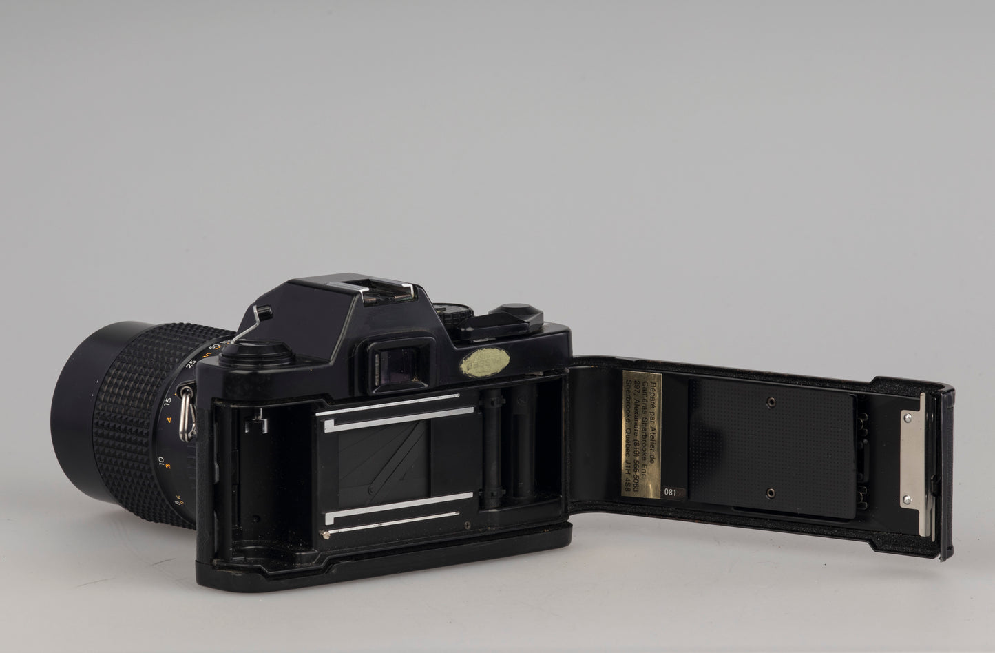 Reflex Vivitar VX-5 35 mm avec objectif Sears 135 m f2.8