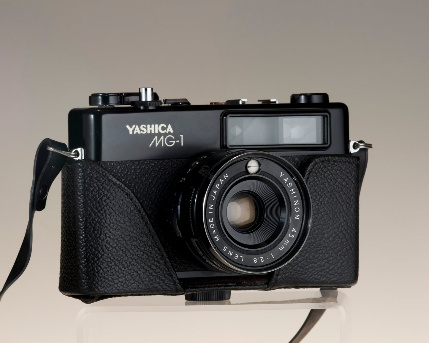 Yashica MG-1 rangefinder 35mm camera