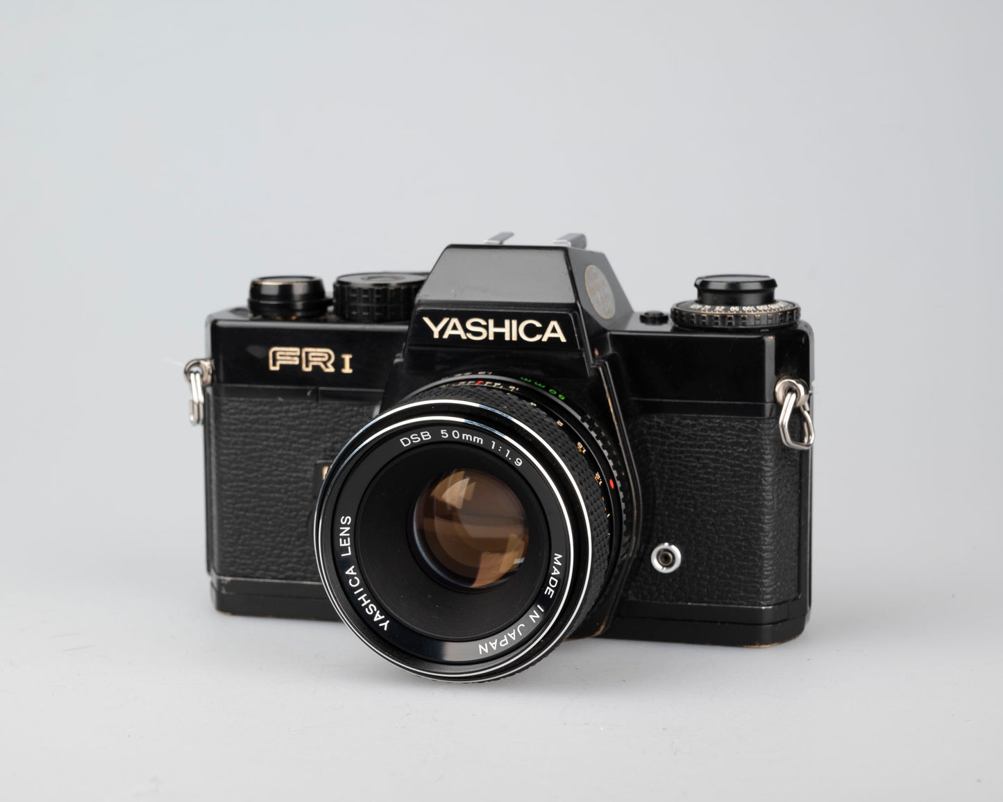 Reflex Yashica FR-I 35 mm + objectif 50 mm f1.9