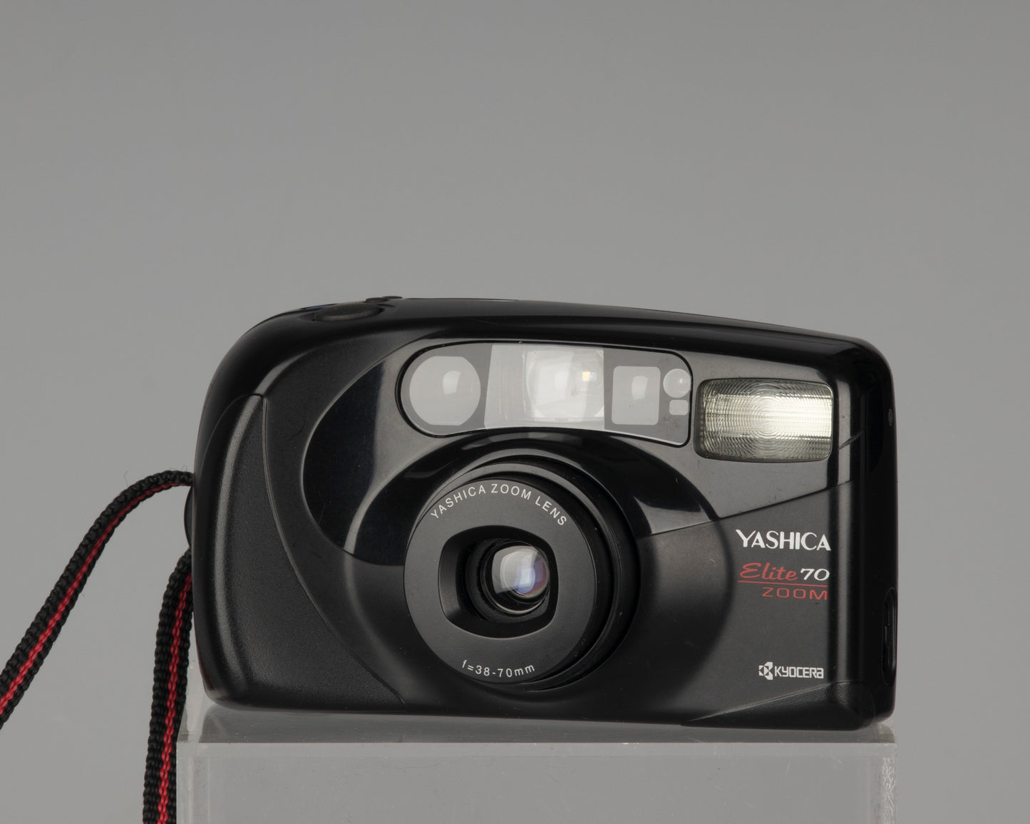 Appareil photo argentique Yashica Eite Zoom 70 35 mm 