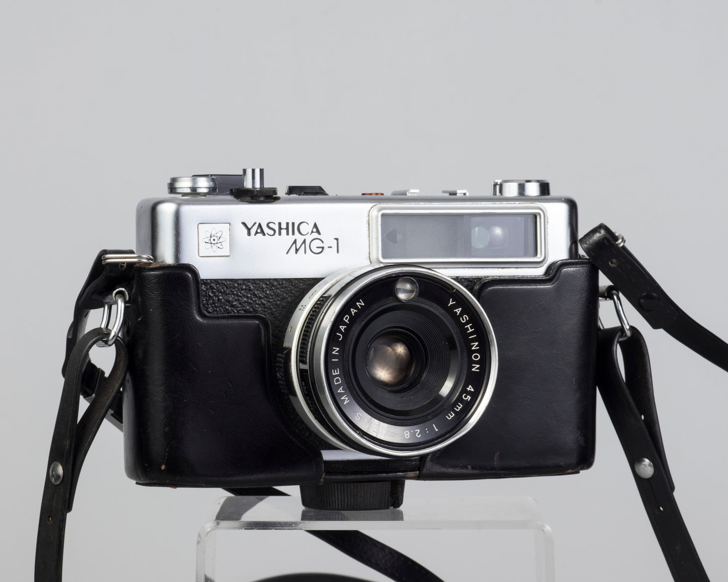 Yashica MG-1 rangefinder 35mm camera (serial 70600635)
