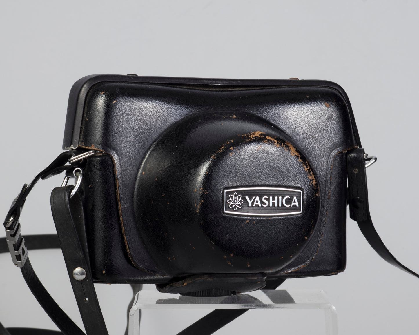 Yashica MG-1 rangefinder 35mm camera (serial 70600635)