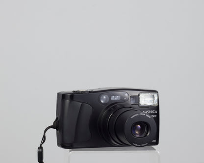 The Yashica Microtec Zoom 120 (aka Kyocera Lynx 120 or Yashica MicroElite Zoom 120) is a high quality35mm zoom point-and-shoot from circa 1995