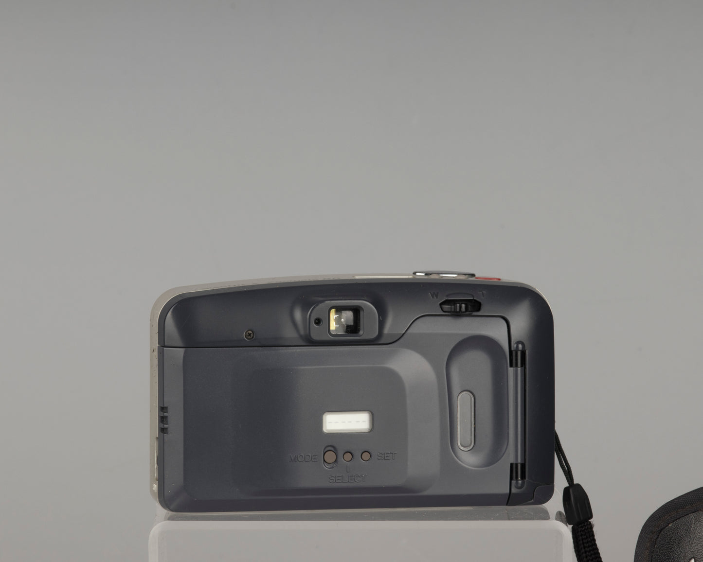 Appareil photo argentique Yashica Zoomate 80 35 mm avec étui